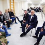 Сергей Цивилев поручил организовать в Кузбассе работу с бионическими протезами se-v-proteznom-czehe8.jpg
