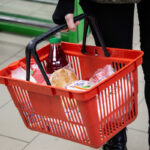 От продуктов до квартир: какие товары и услуги изменят цены в 2025 году в Кузбассе tovary.jpg