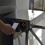 Полуростовые роторные турникеты: зачем они нужны и где применяются og-1024×682