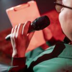 Уроки вокала для взрослых: можно ли научиться петь с нуля? process-creating-stand-up-comedy_23-2151058878